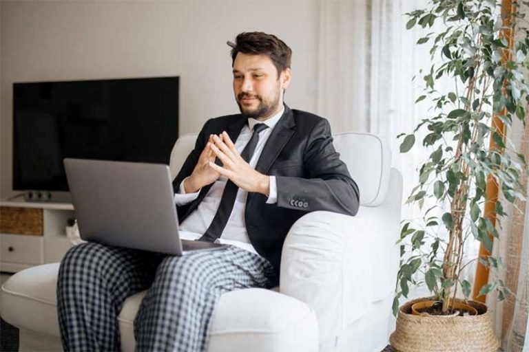 ¿Es el mejor momento para emprender una nueva actividad? 2 trabajar desde casa